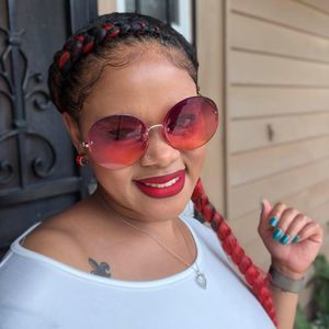 Meet your Posher, Lakesha